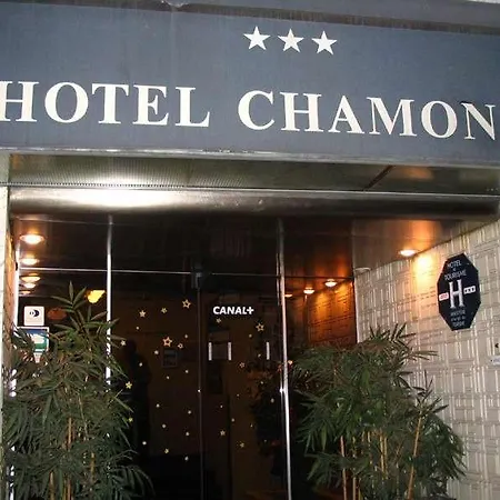 Des Comédies 3*