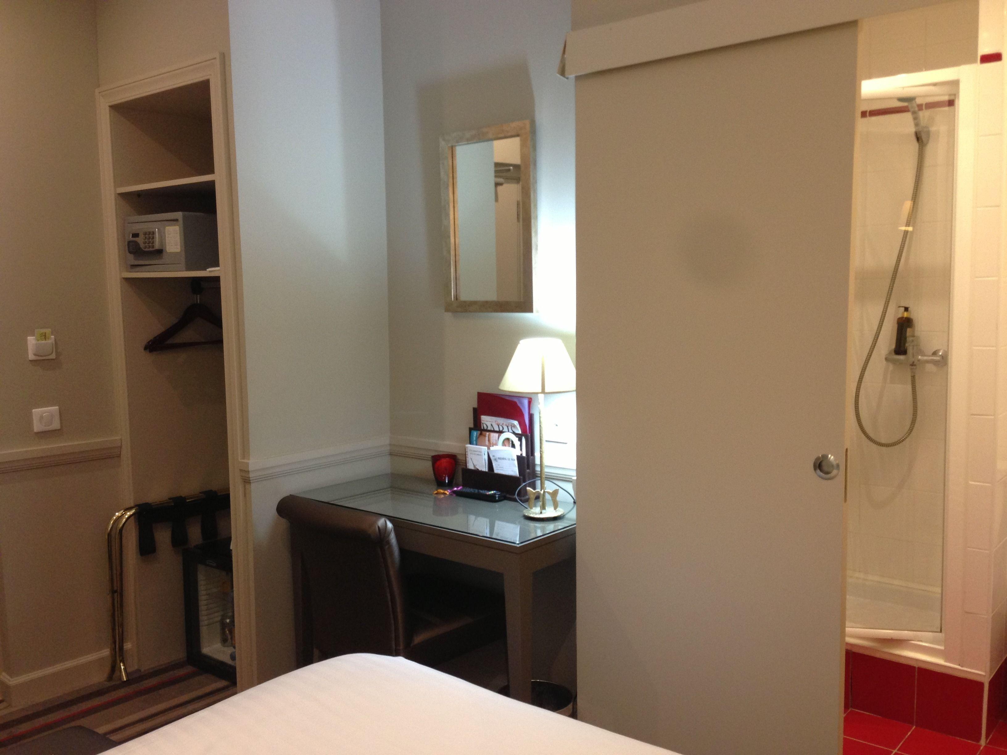 Hotel Des Comédies Parigi