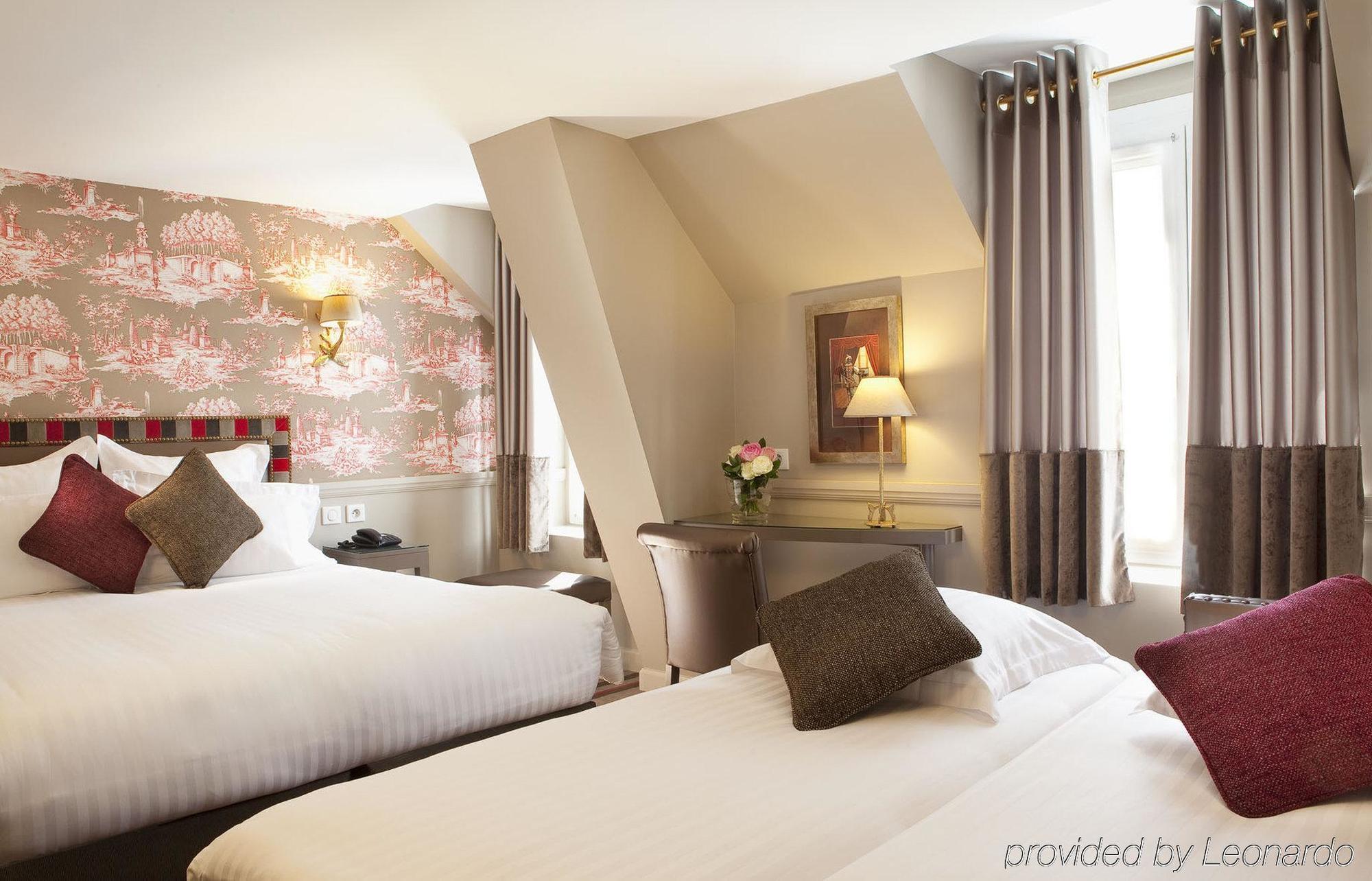 Hotel Des Comédies 3*